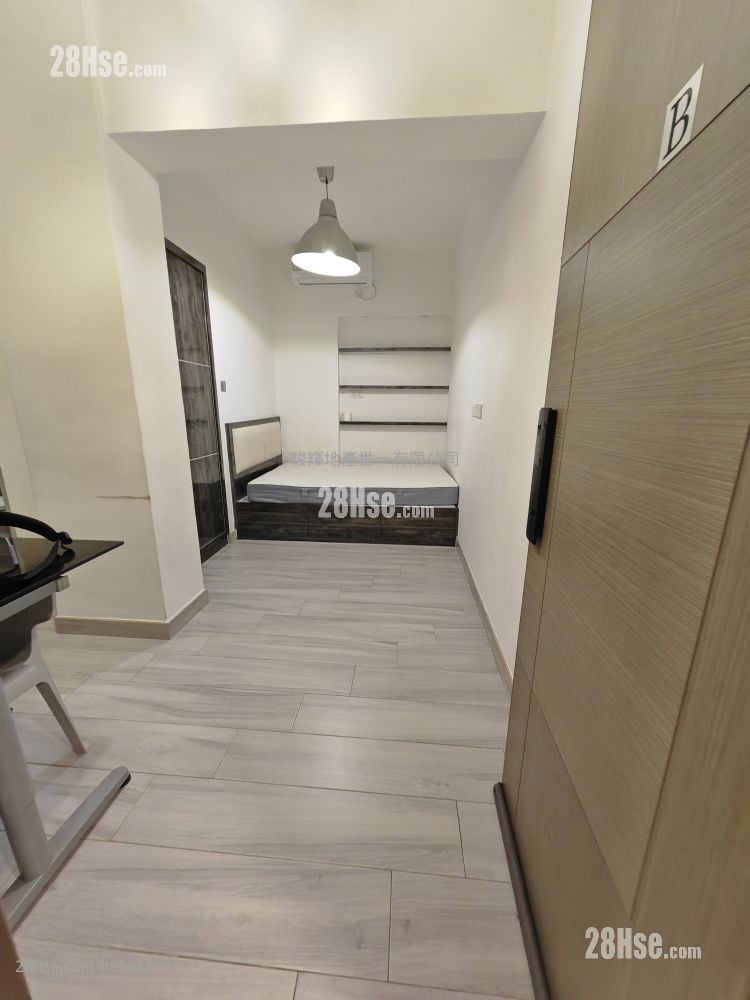 Majestic Apartments Rental Studio , 1 Bathroom 160 ft²