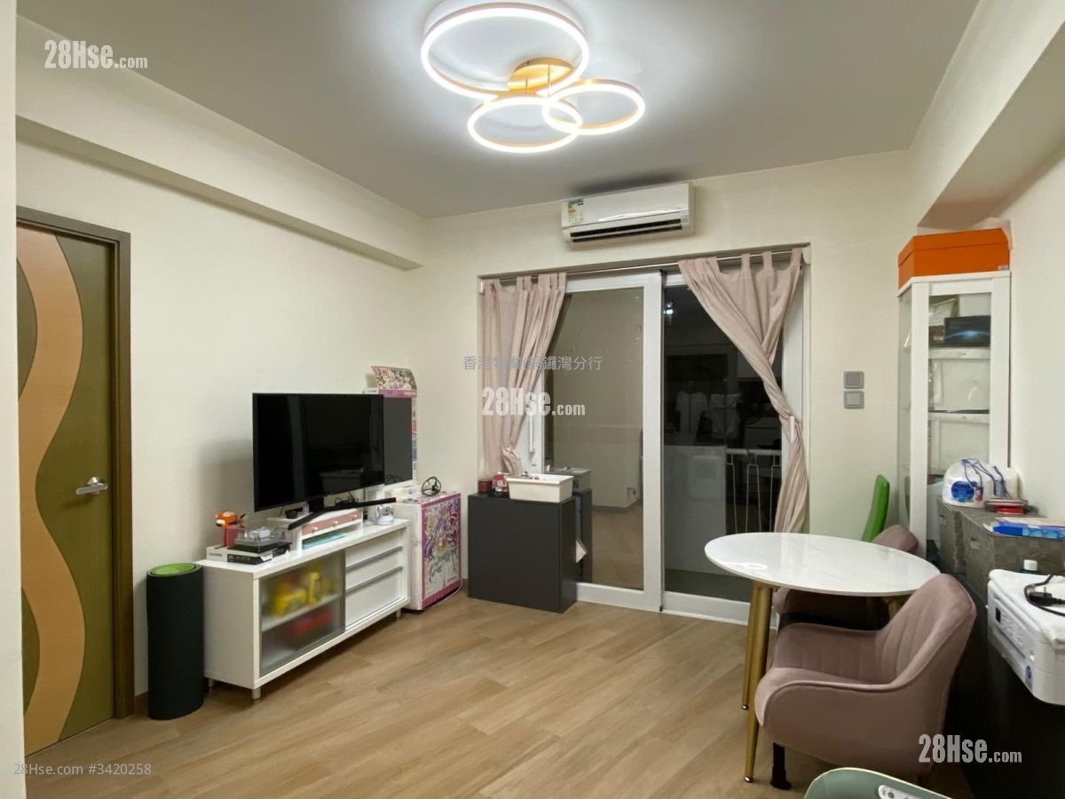 Paterson Building Sell 2 Bedrooms , 2 Bathrooms 781 ft²