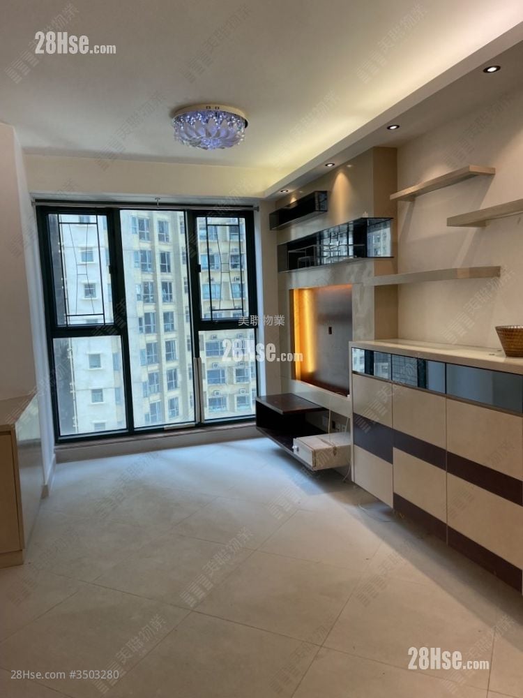 Galaxia Rental 3 Bedrooms , 2 Bathrooms 593 ft²