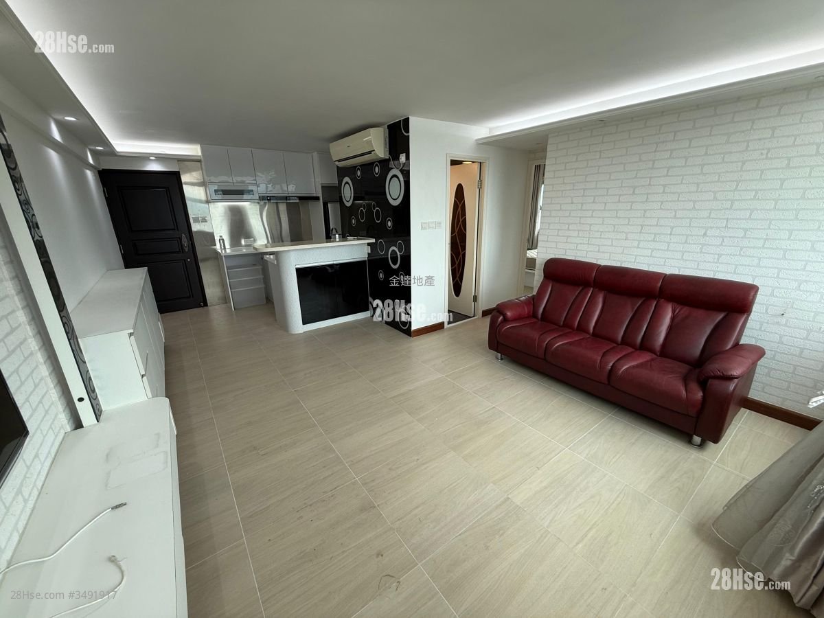 Fung Shing Court Rental 2 Bedrooms , 1 Bathroom 490 ft²