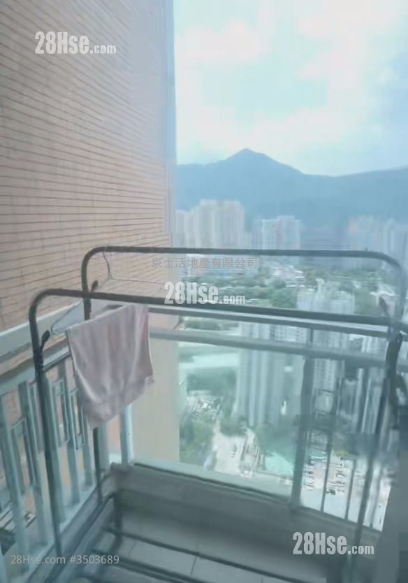 Festival City Rental 3 Bedrooms , 2 Bathrooms 689 ft²