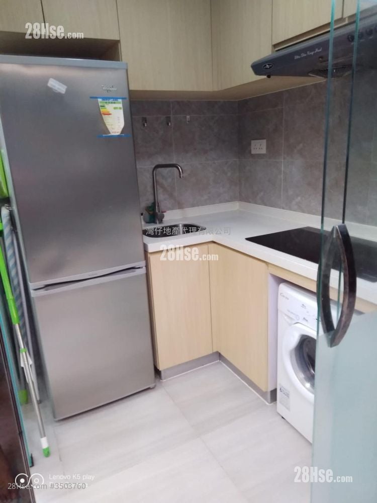 Overseas Building Rental 576 ft²