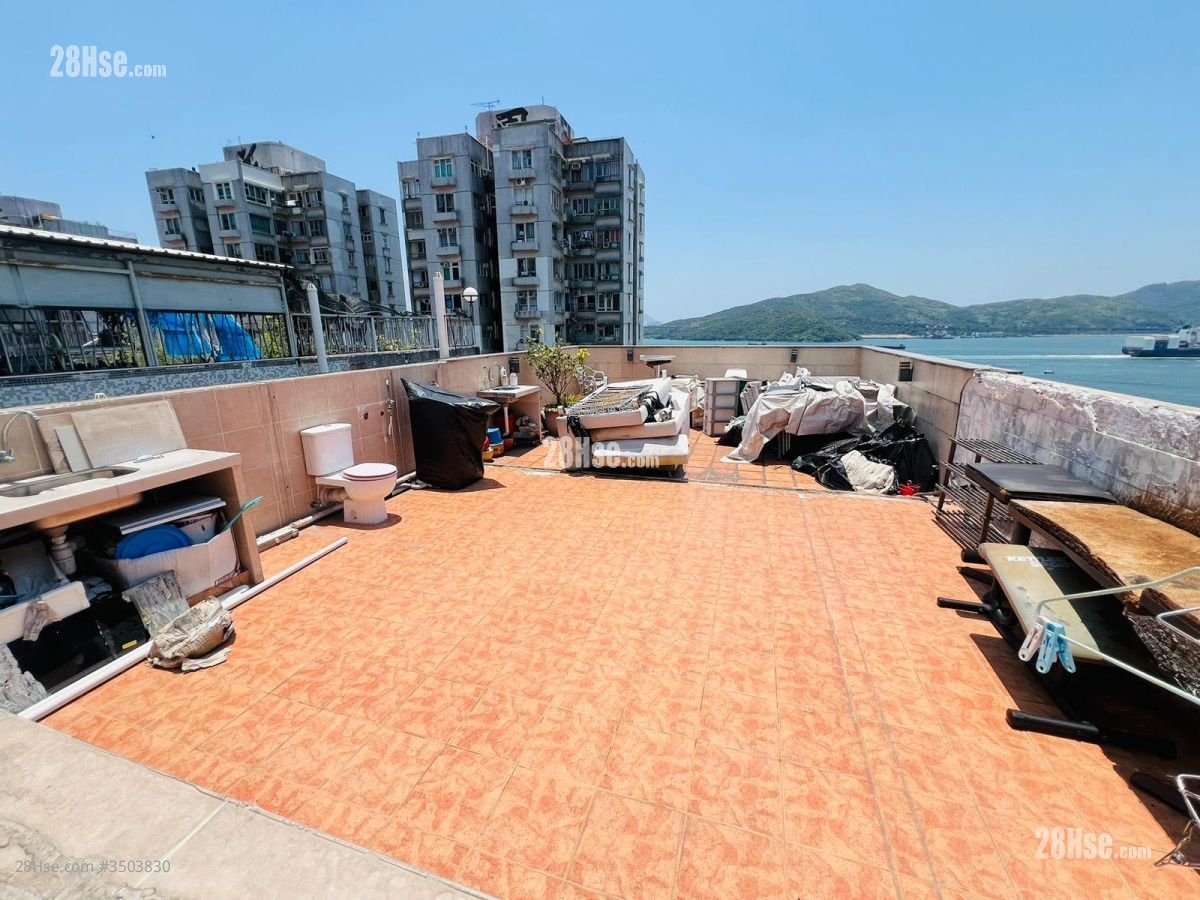 Hong Kong Garden Sell 3 Bedrooms , 2 Bathrooms 707 ft²