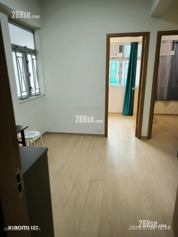 Fuk Ming Building Rental 2 Bedrooms , 1 Bathroom 296 ft²