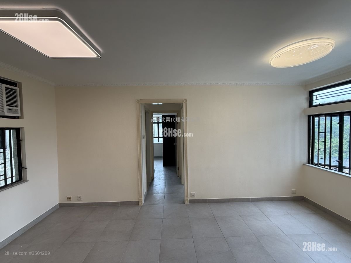 Heng Fa Chuen Rental 2 Bedrooms , 1 Bathroom 474 ft²