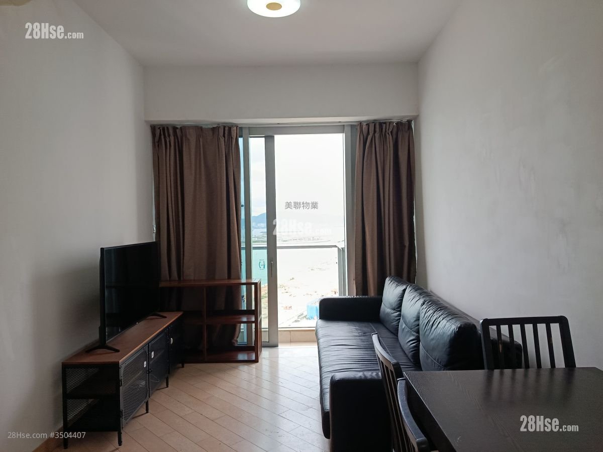 Century Link Rental 3 Bedrooms , 2 Bathrooms 645 ft²