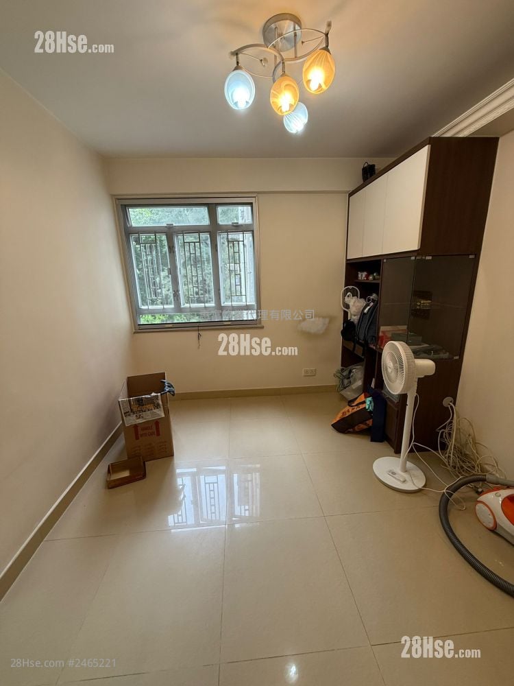 Tsui Chuk Garden Sell 3 Bedrooms , 1 Bathroom 591 ft²