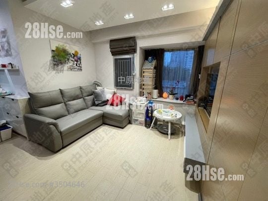 Tai Po Centre Sell 2 Bedrooms 451 ft²