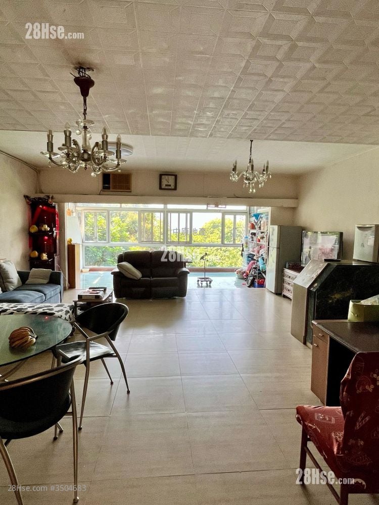 South Sea Villa Sell 3 Bedrooms , 2 Bathrooms 1,420 ft²