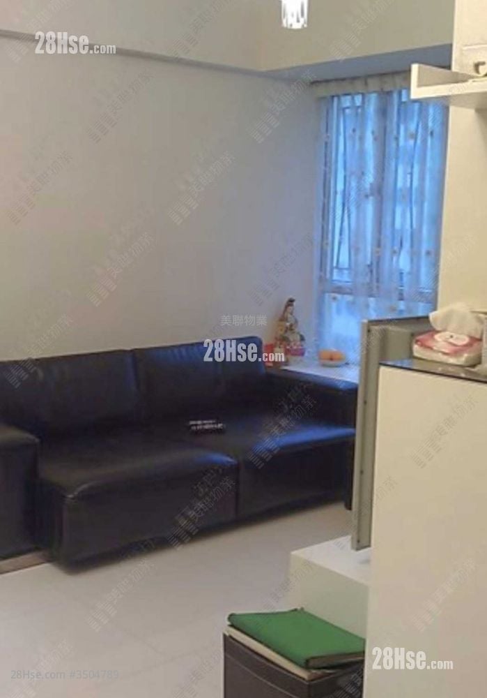Kwai Chung Plaza Sell 3 Bedrooms 493 ft²