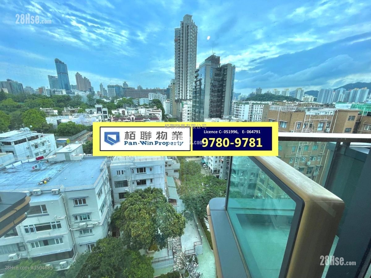 Garden Crescent Sell 3 Bedrooms , 3 Bathrooms 754 ft²