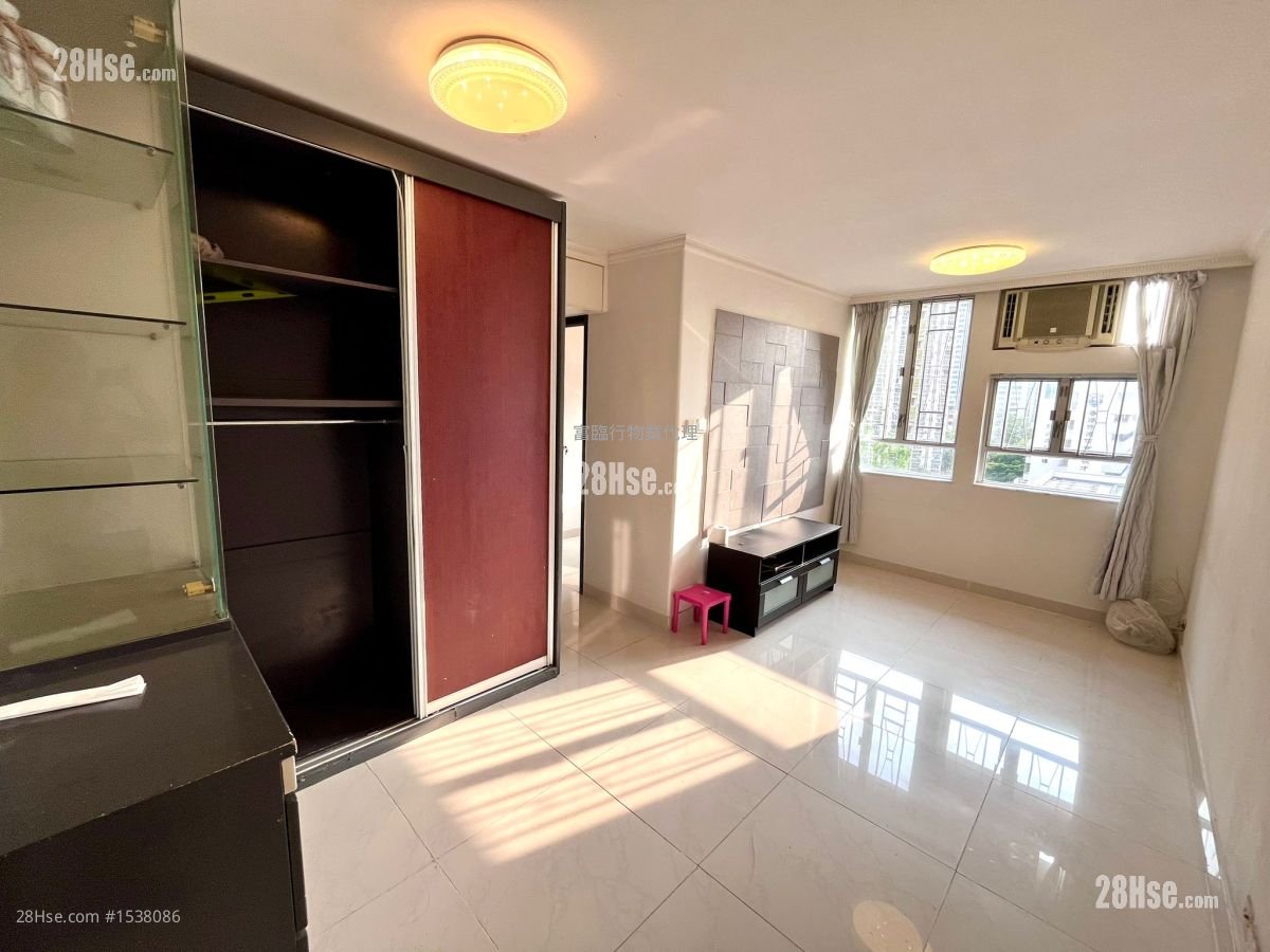 Yue On Court Rental 2 Bedrooms , 2 Bathrooms 469 ft²