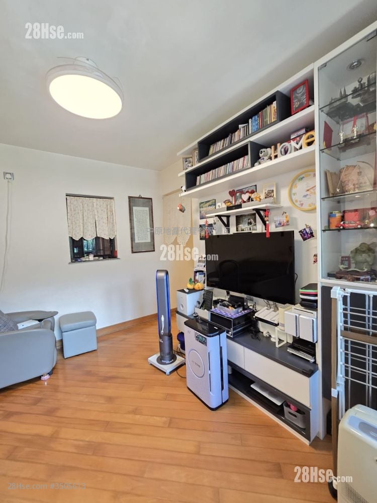 Aegean Coast Sell 3 Bedrooms , 1 Bathroom 654 ft²