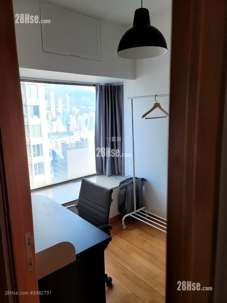 The Zenith Rental 2 Bedrooms , 1 Bathroom 498 ft²