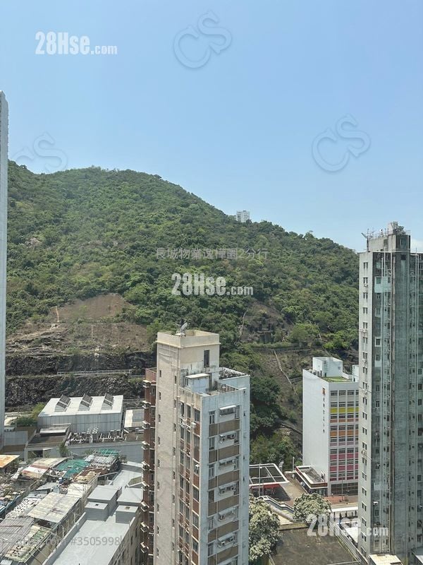 龍景大廈 租盤 2 房 , 1 浴室 336 平方呎