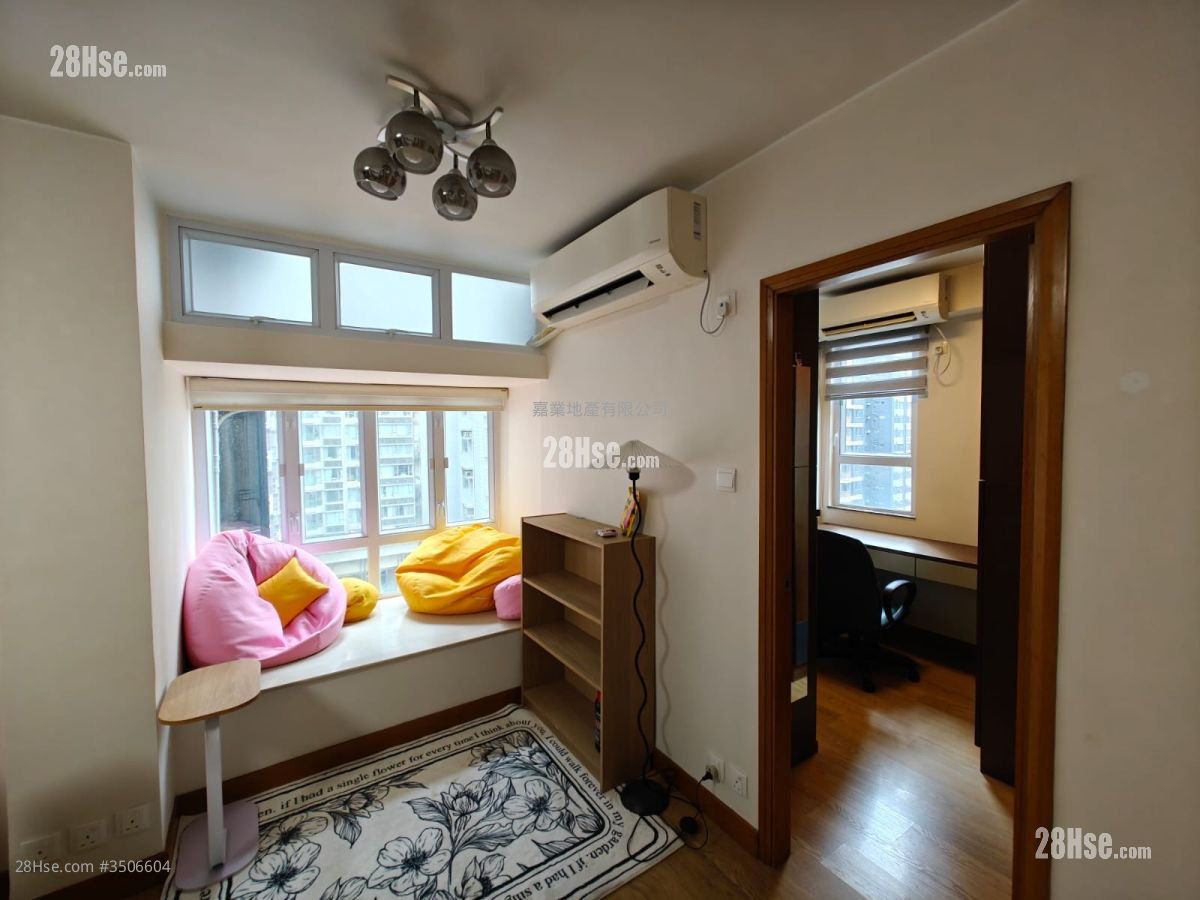 Western Garden Rental 426 ft²