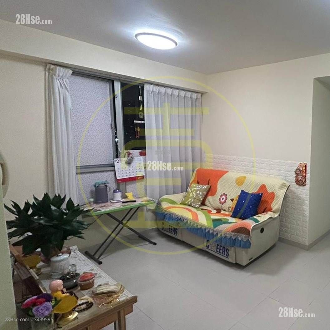 Bauhinia Garden Sell 2 Bedrooms , 1 Bathroom 484 ft²