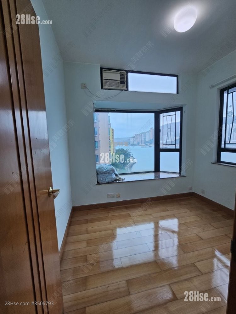 Villa Esplanada Sell 3 Bedrooms 863 ft²