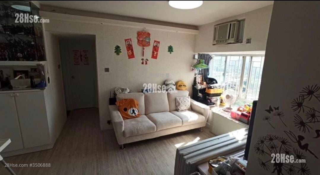 Greenfield Garden Sell 2 Bedrooms , 1 Bathroom 443 ft²