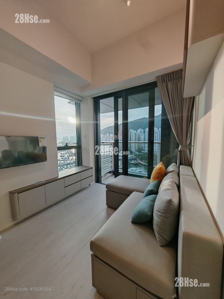 Coasto Rental 2 Bedrooms , 1 Bathroom 370 ft²