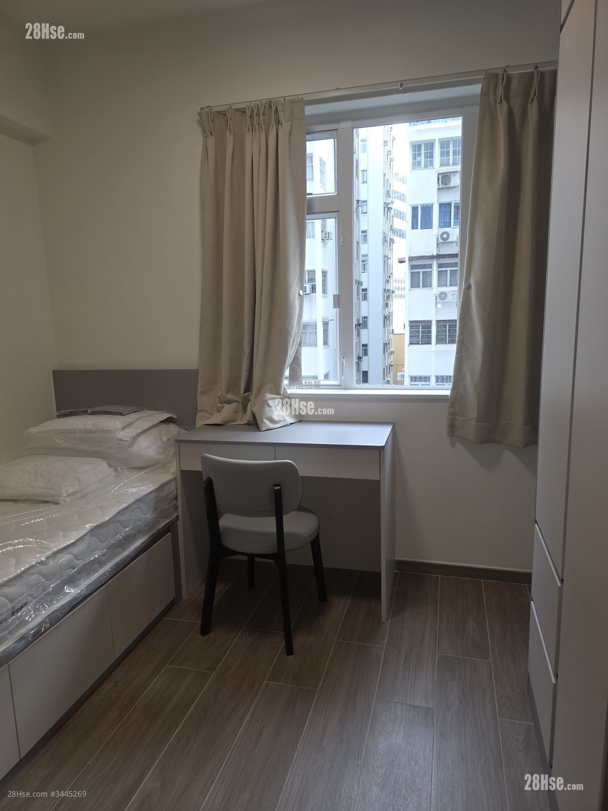 Pearl City Mansion Rental Studio , 1 Bathroom 150 ft²