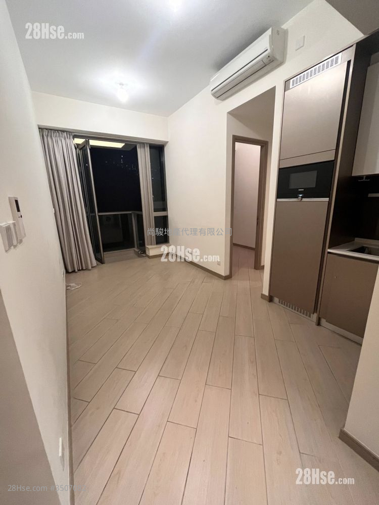 Madison Park Rental 2 Bedrooms , 1 Bathroom 438 ft²