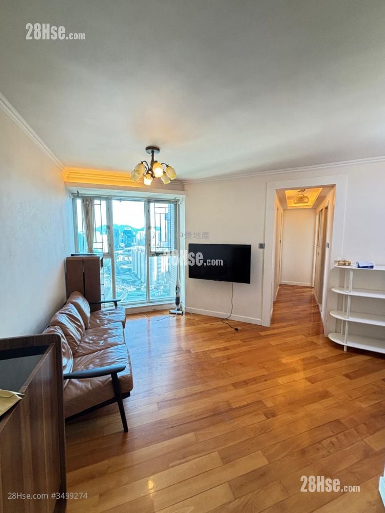 Galaxia Rental 3 Bedrooms , 1 Bathroom 517 ft²