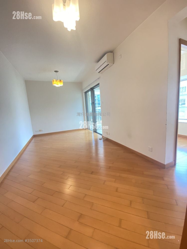 The Zenith Rental 2 Bedrooms , 1 Bathroom 492 ft²