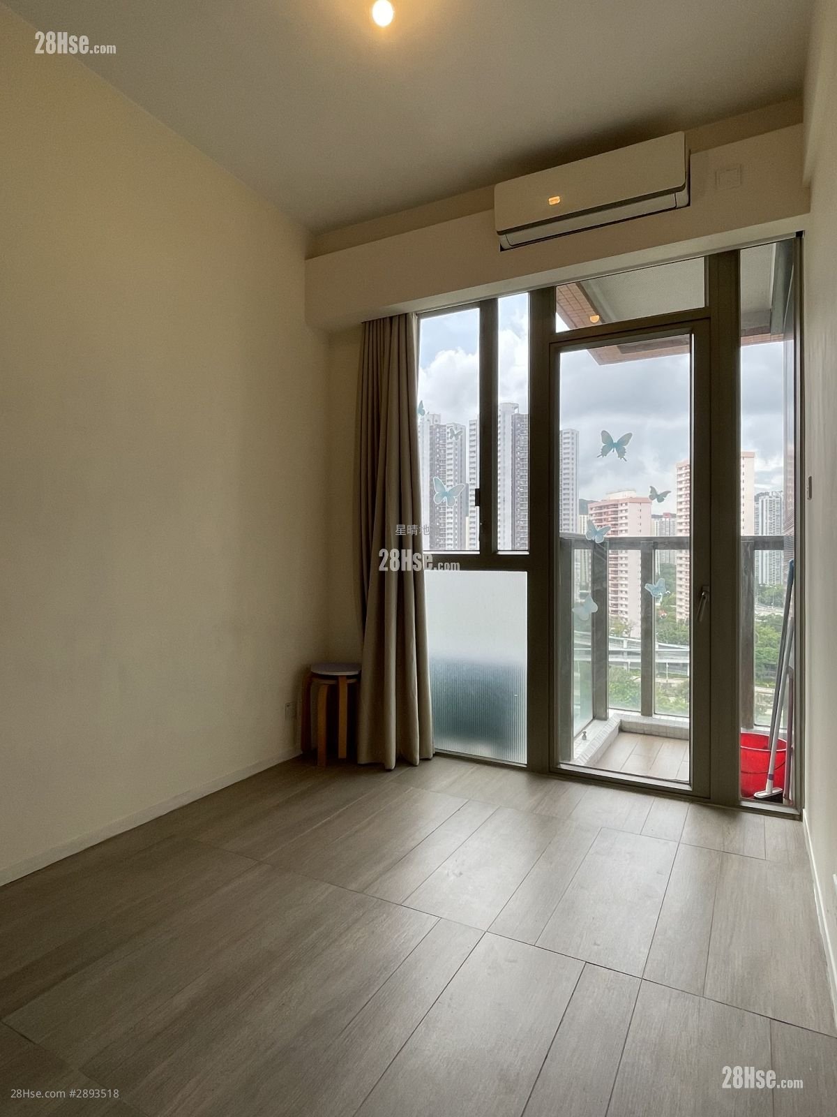 T Plus Rental Studio , 1 Bathroom 164 ft²