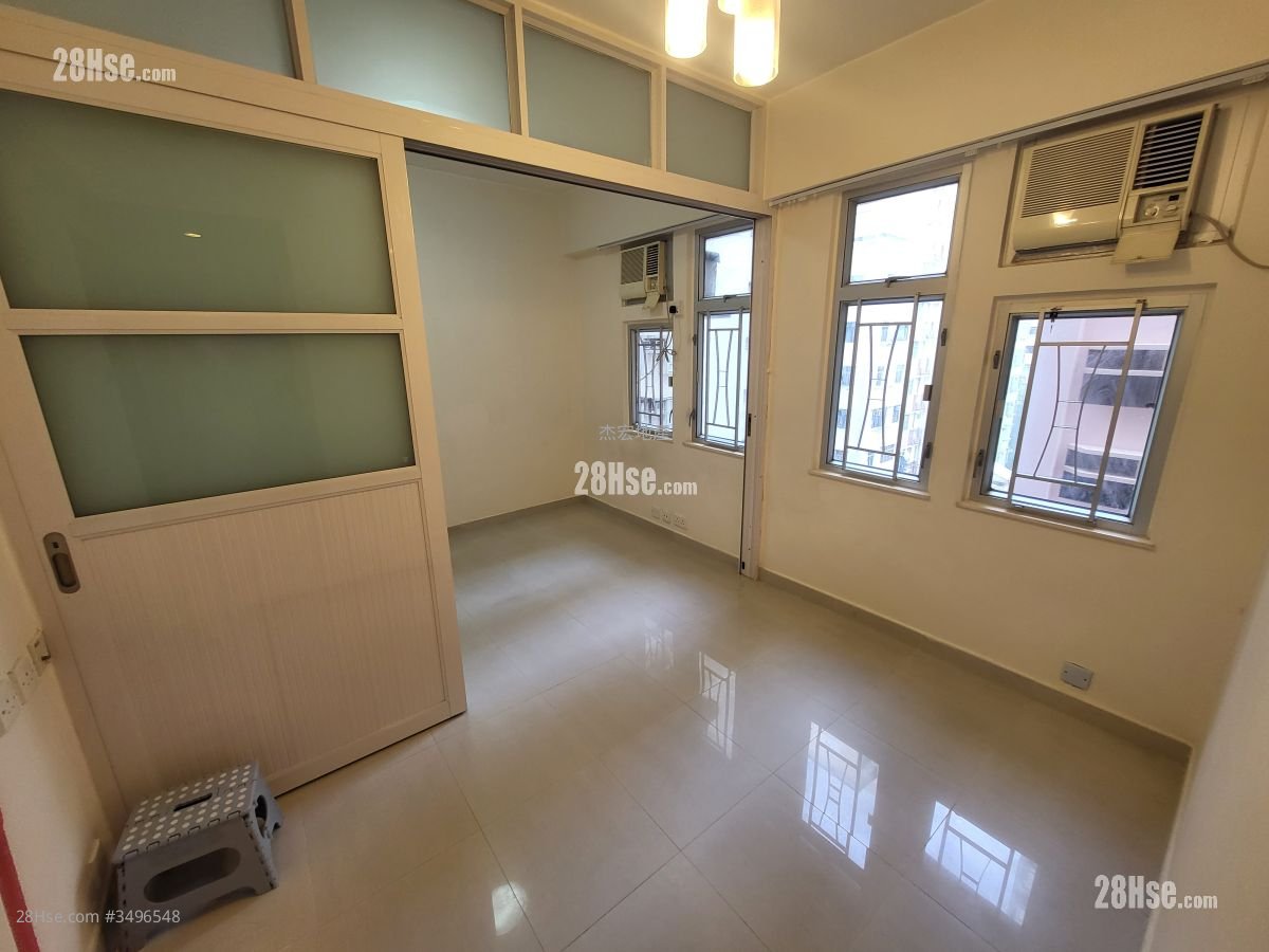 Chong Yip Centre Sell Studio , 1 Bathroom 270 ft²