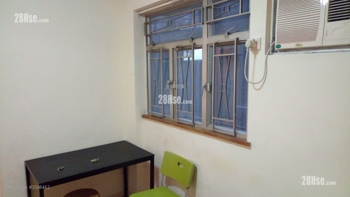 Wah Ming Centre Rental 2 Bedrooms , 1 Bathroom 290 ft²