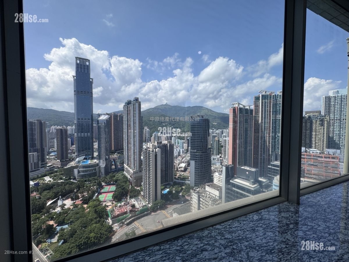 City Point Sell 3 Bedrooms , 2 Bathrooms 696 ft²