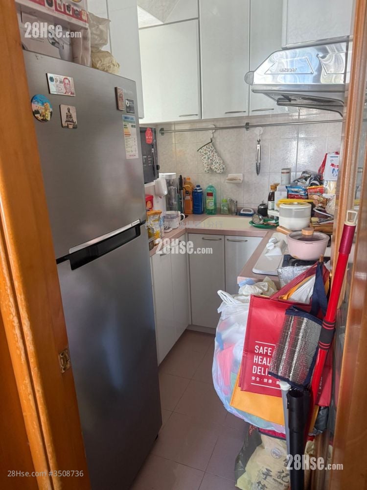 Nan Fung Sun Chuen Sell 3 Bedrooms , 1 Bathroom 515 ft²