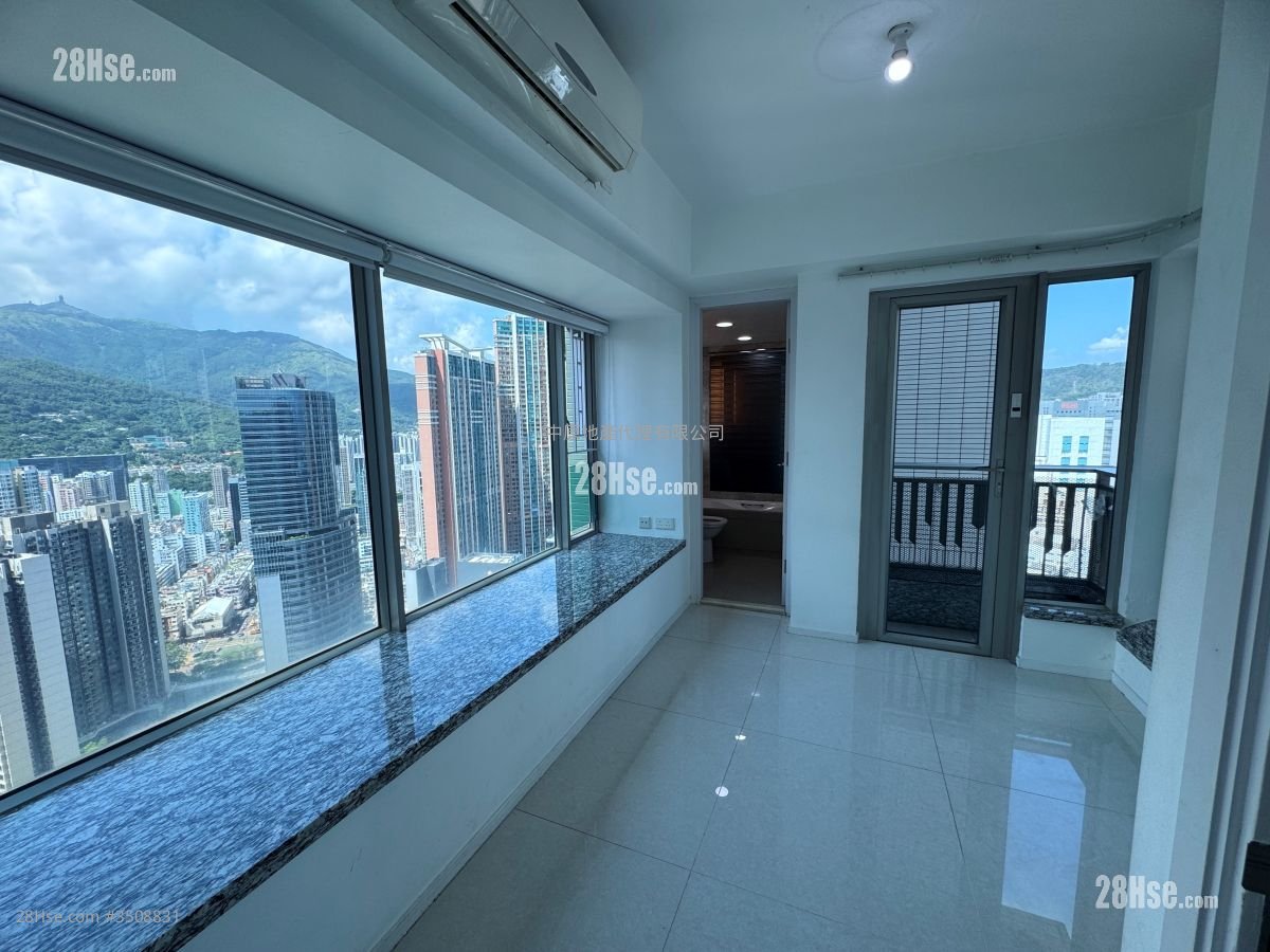 City Point Sell 3 Bedrooms , 2 Bathrooms 696 ft²