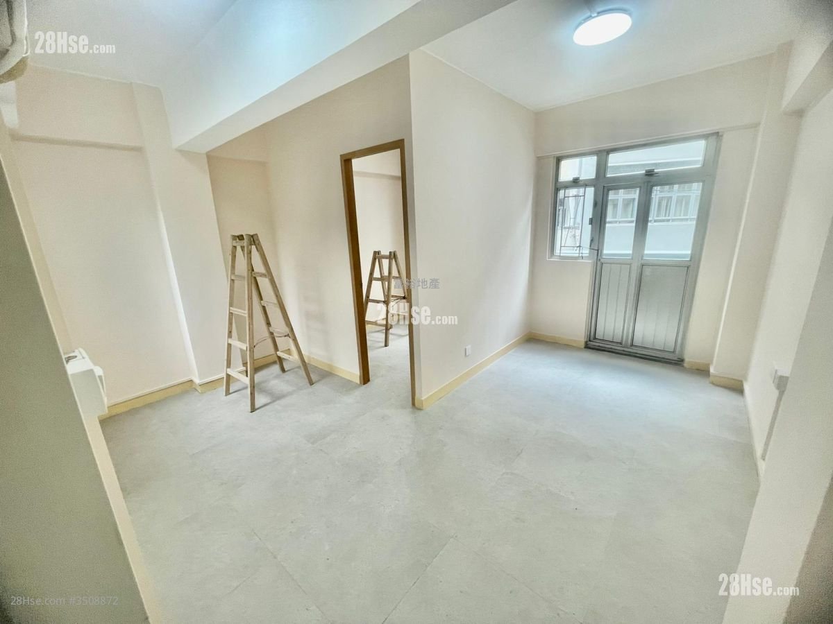 14-16 Aberdeen Street Sell 1 Bedroom , 1 Bathroom 288 ft²