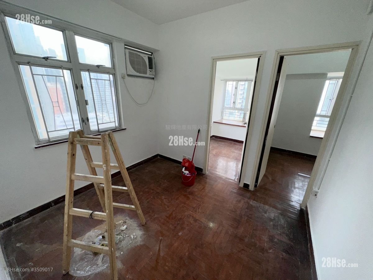 Foo Tat Building Rental 2 Bedrooms , 1 Bathroom 306 ft²