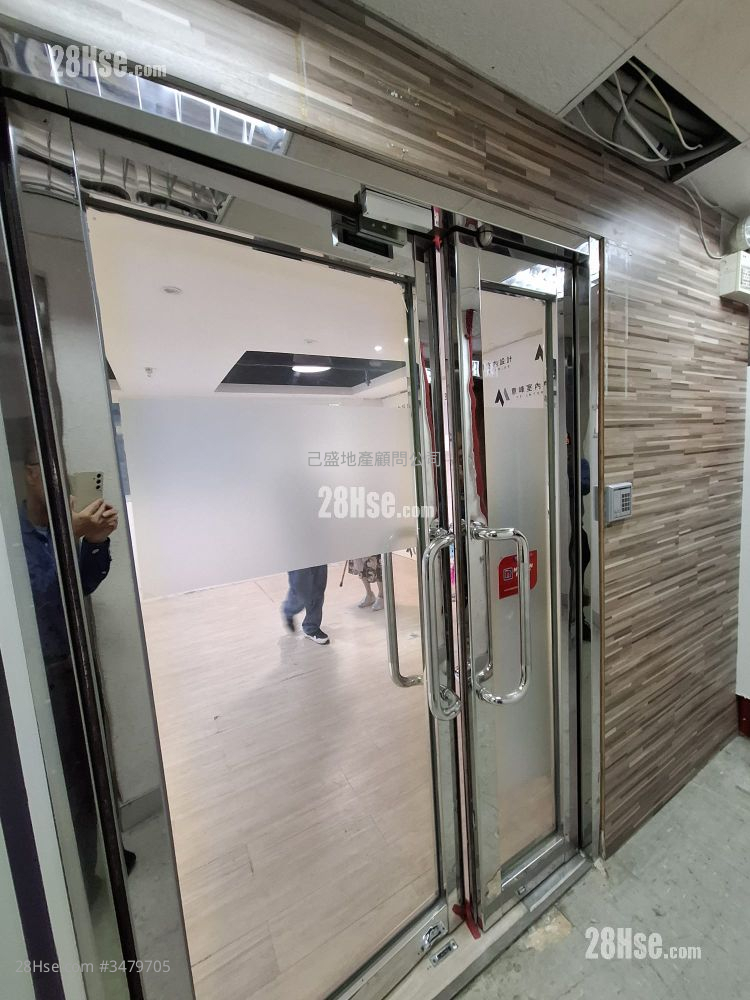 Golden Hill Commercial Building Rental Studio , 1 Toilet