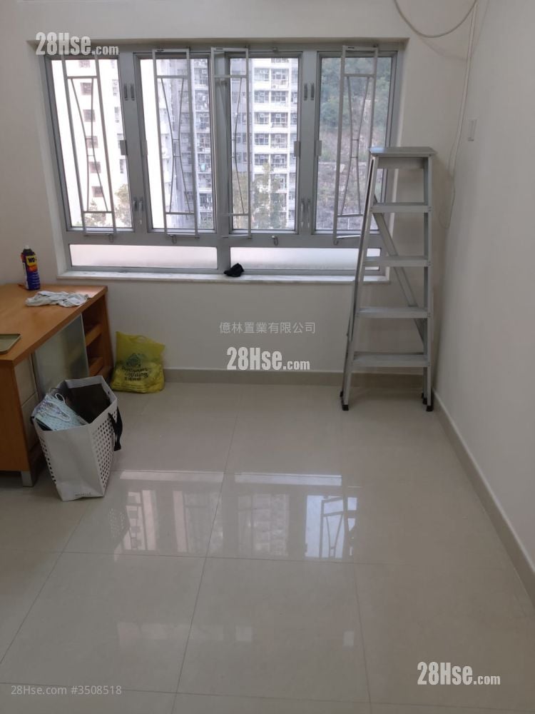 Hong Pak Court Rental 2 Bedrooms , 1 Bathroom 401 ft²