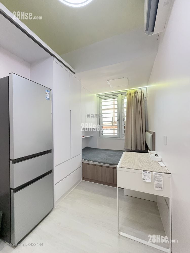 Sik On House Rental Studio , 1 Bathroom 180 ft²