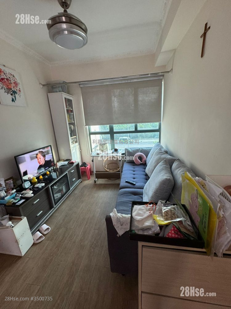 Oceanic View Rental 2 Bedrooms , 1 Bathroom 418 ft²