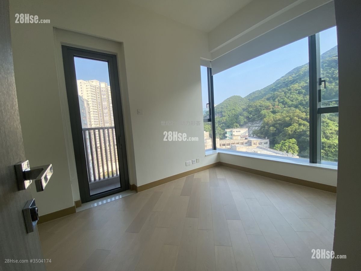 Lime Gala Rental 2 Bedrooms , 1 Bathroom 539 ft²