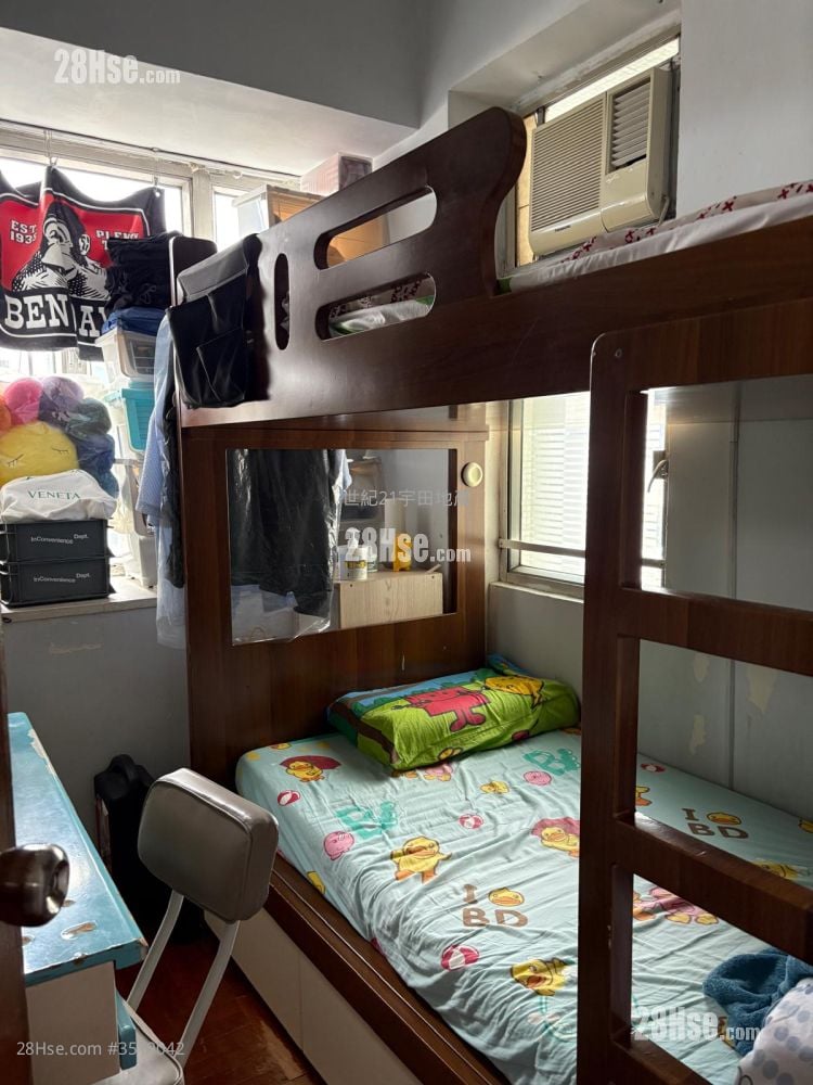 Fortune Plaza Sell 2 Bedrooms , 1 Bathroom 342 ft²