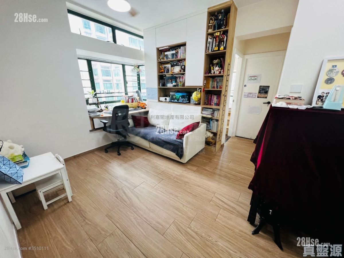 East Point Sell 2 Bedrooms 463 ft²