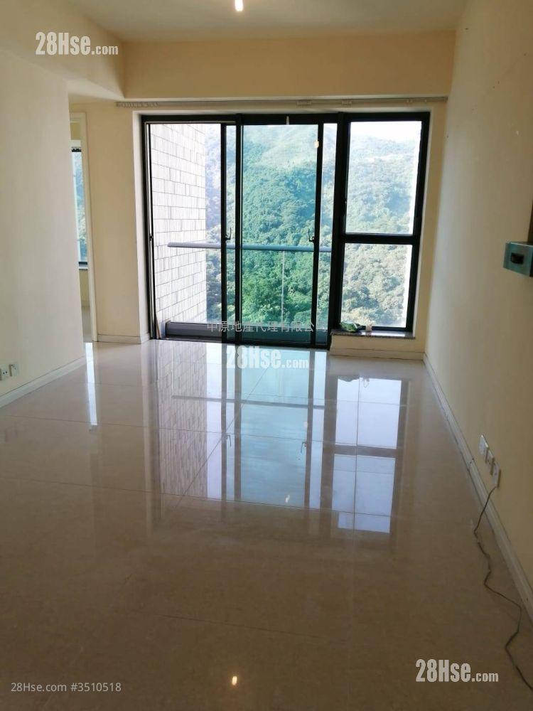 Mont Vert Rental 751 ft²