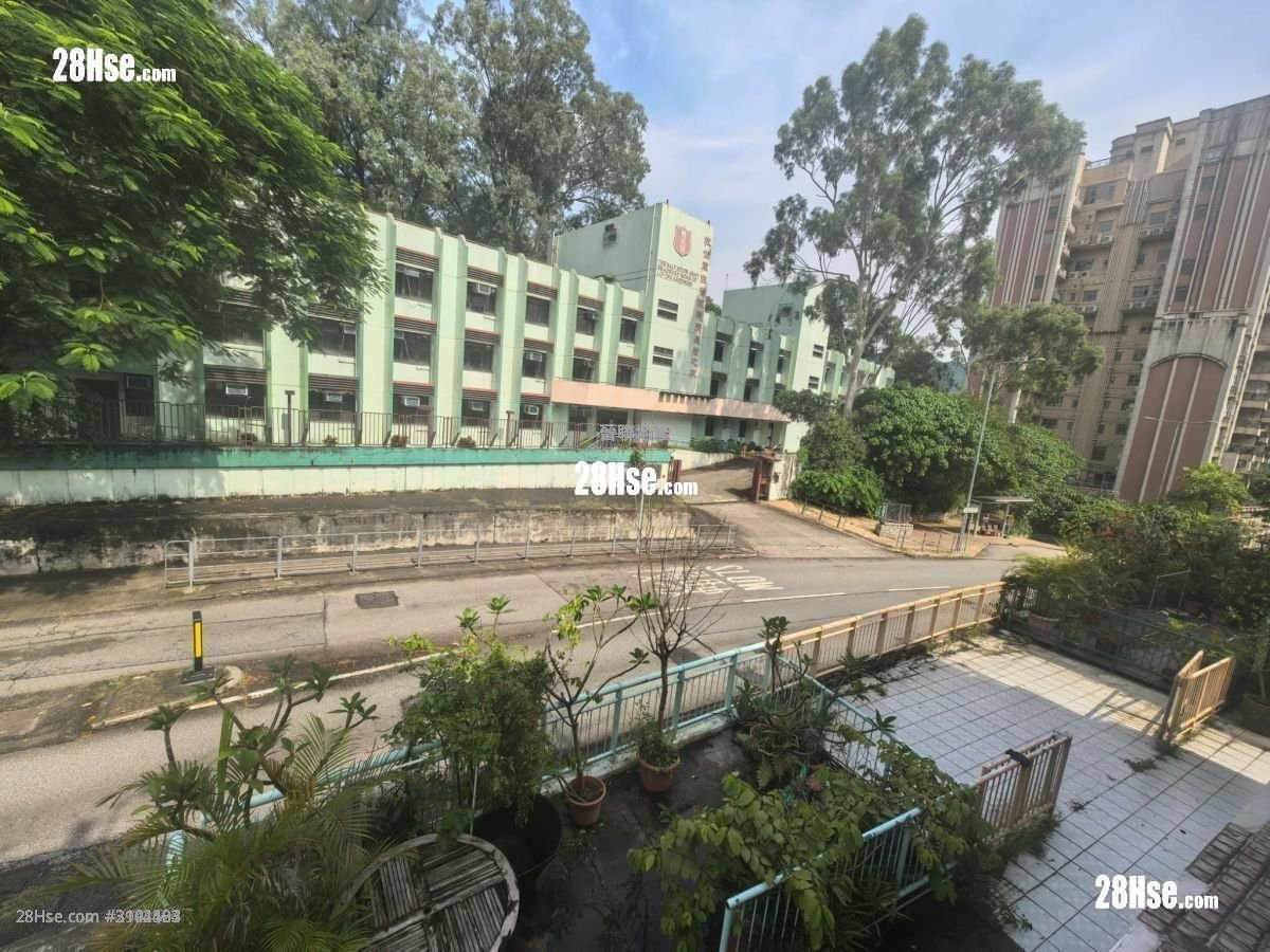 Tung Lo Wan Village Sell 2 Bedrooms , 1 Bathroom 700 ft²