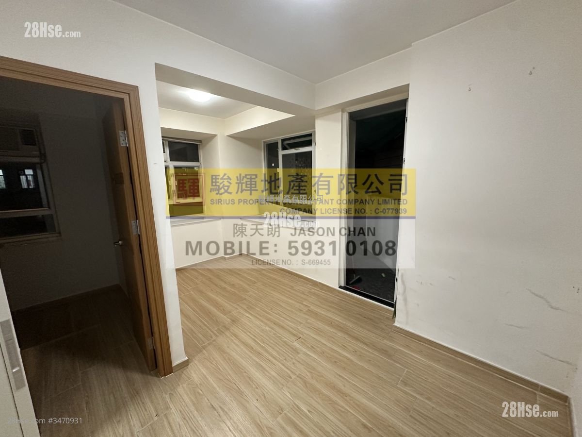 Hong Fai Building Sell 1 Bedroom , 1 Bathroom 242 ft²