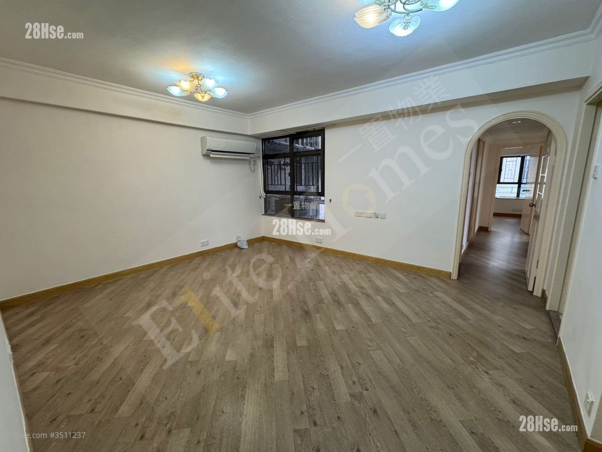 Corona Tower Sell 3 Bedrooms , 2 Bathrooms 791 ft²