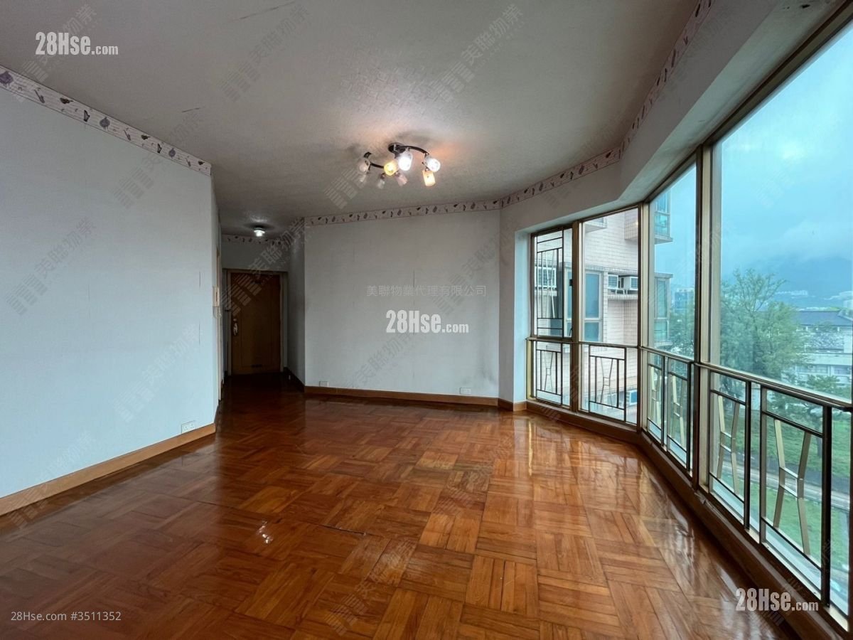 The Astrid Sell 3 Bedrooms 948 ft²