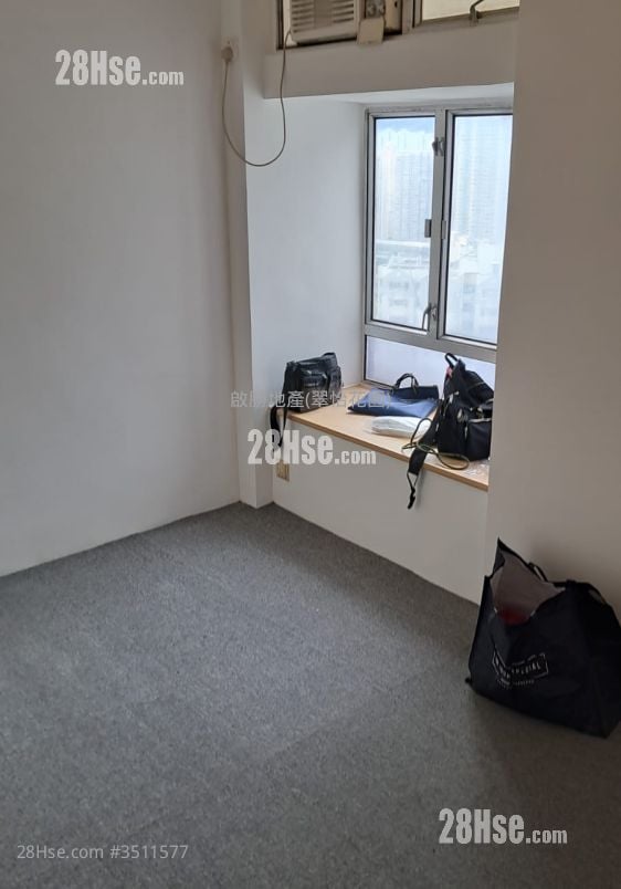 Greenfield Garden Sell 2 Bedrooms , 1 Bathroom 368 ft²