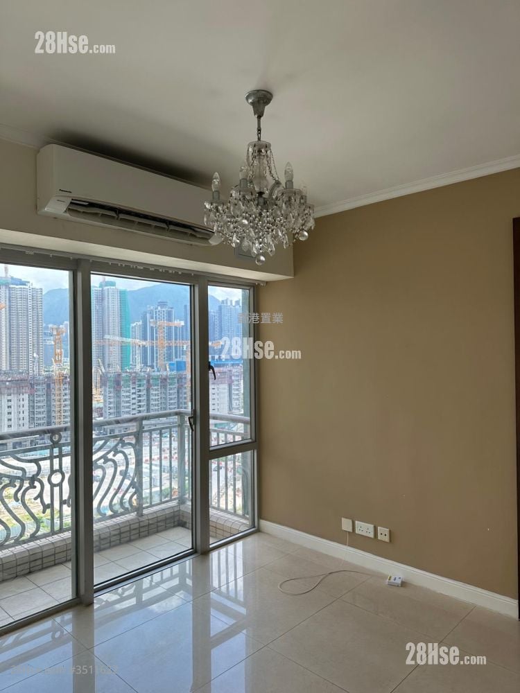 Metropolitan Rise Rental 520 ft²